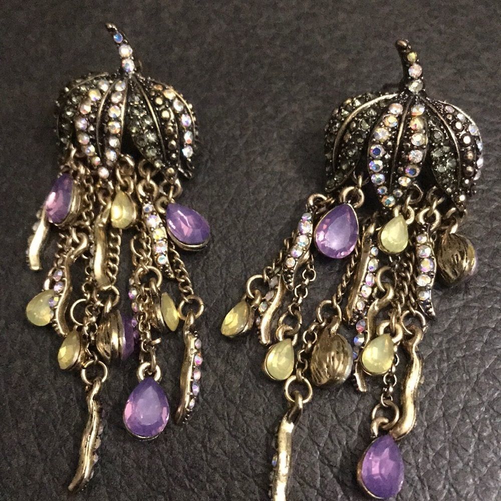 GORGEOUS GLITZY JELLYFISH